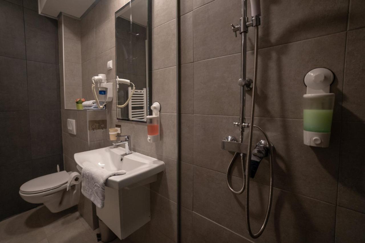 Apartments Slana Oaza Tuzla Eksteriør bilde